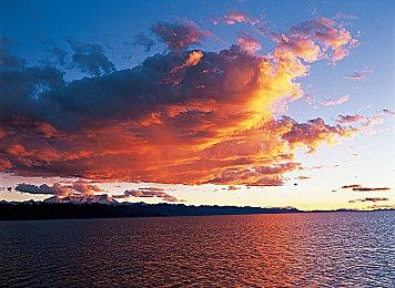 《龙眠的夏天》Steam页面上线 明年发售